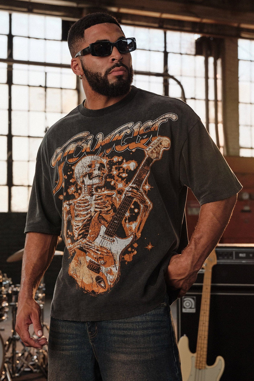 4032 - Vintage World Tour Tees